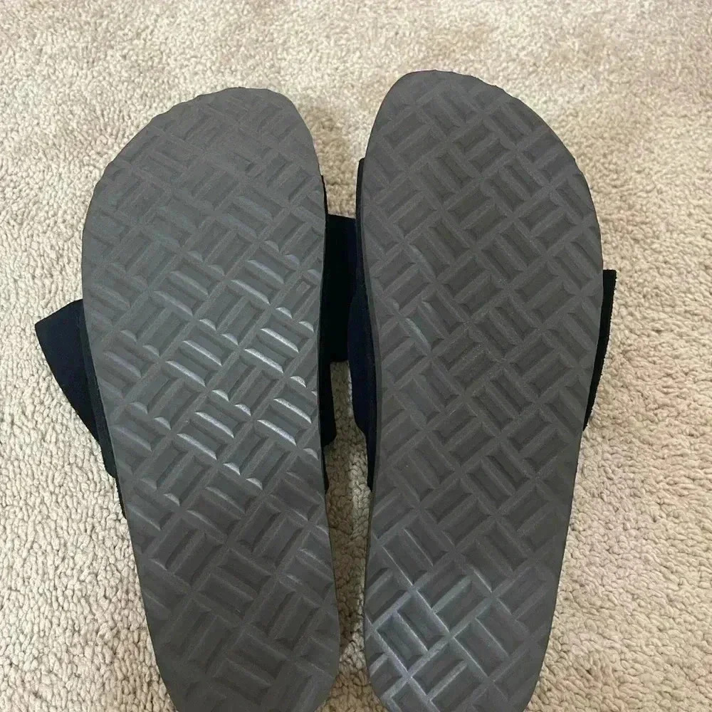 Women’s White Mountain Henley Comfort Flat Slip-on Sandals, Black Suede Size 11 - Picture 7 of 9